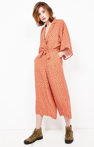 JANE170IE18-NAPP-MODEL-1-large