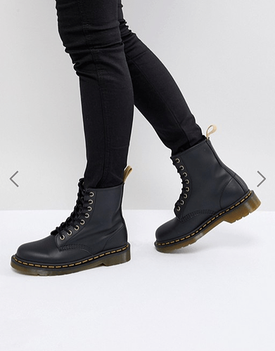 Screenshot_2018-09-13%20Dr%20Martens%20vegan%20veterschoen%20met%208%20veterringen%20at%20asos%20com