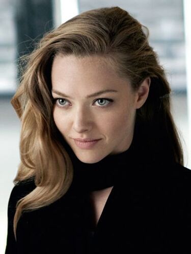 2048x2730-beauty-beautynieuws-amanda-seyfried-voor-givenchy-2224337-1-eng-gb-amanda-seyfried-voor-givenchy-jpg