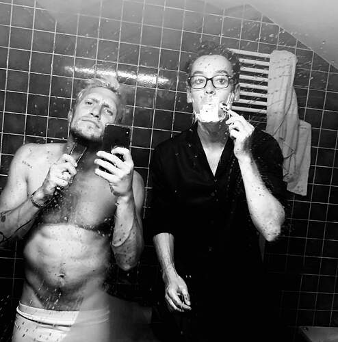 received_746346332971825