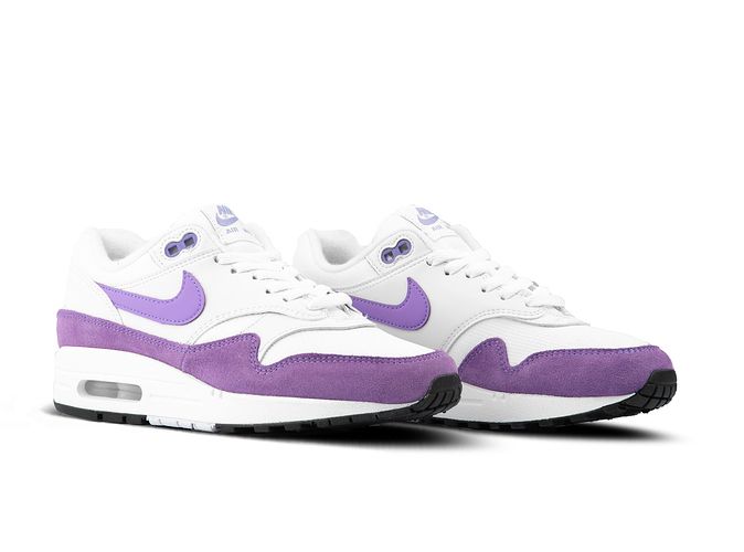 nike-wmns-air-max-1-summit-white-atomic-violet-bla