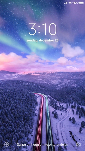 Screenshot_2018-12-23-03-10-25-365_lockscreen