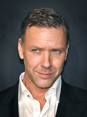 Mikael_Persbrandt%2C_sk%C3%A5despelare
