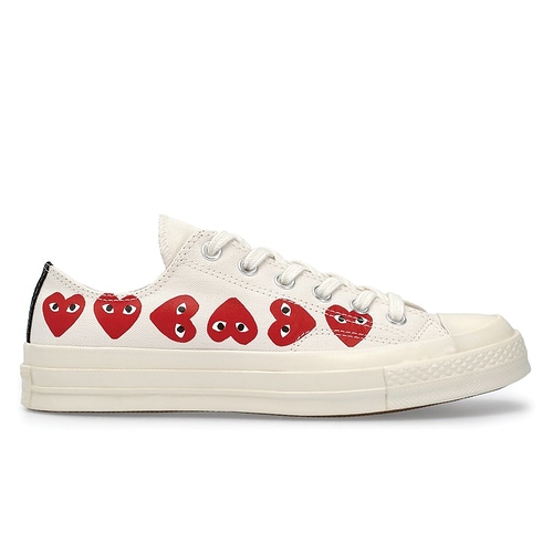 Multiple-Hearts-Low-White-1_1024x1024
