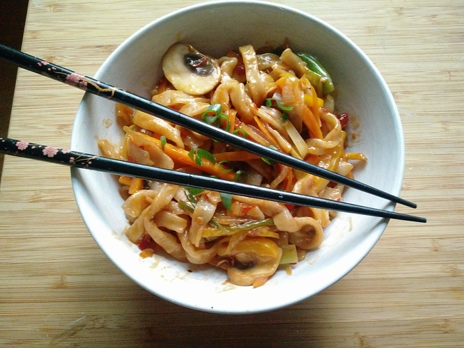 Udon%20-%20Yaki%20Udon%20Plated
