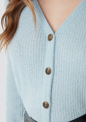 nakd_buttoned_knitted_cardigan_blue_1100-001325-0003_04g