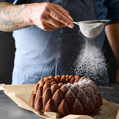 nordic-ware-kaleidoscope-bundt-pan-xl