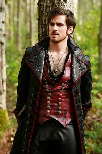 killian-jones-aka-captain-hook-from-once-upon-a-time-played-v0-9f315abk3ys81