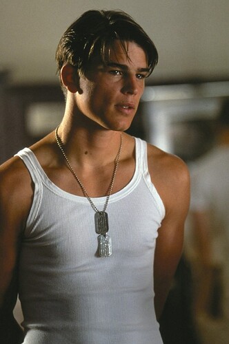 shutterstock_editorial_5886231cm