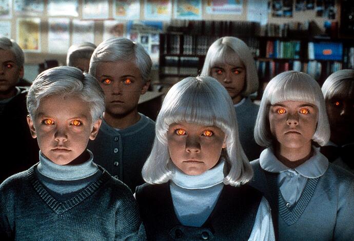 Village-of-the-Damned-2