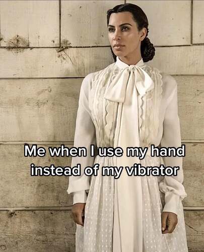 the-kim-kardashian-pilgrim-core-meme-trend-on-tiktok-has-me-v0-w0p45iqf5rha1