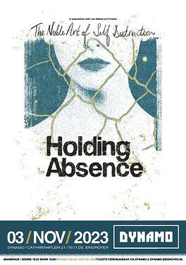 DY.23.C1103_Holding-Absence_A3