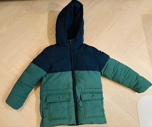 Screenshot_20250920_162016_Vinted