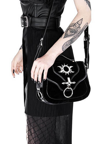 restyle_4202229090_triple_godess_bag_blk-5