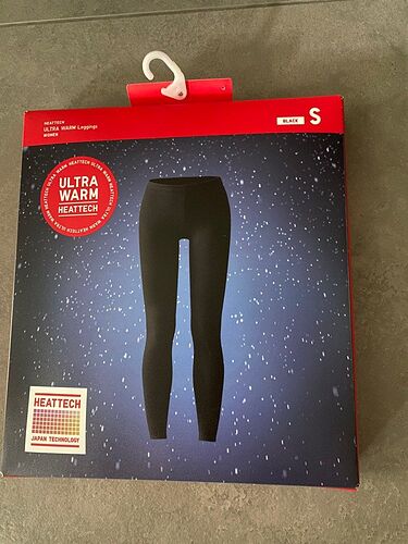 uniqlo_heattech_ultra_warm_1698827293_b56a1cf6_progressive