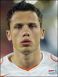 _40140373_heitinga270