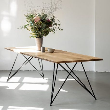 NUTSANDWOODS-Massief-eiken-boomstamtafel-met-hairpin-onderstel-3-456x456