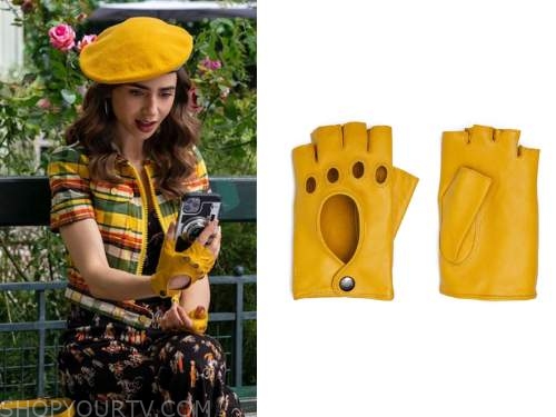 emilyyellowgloves-1
