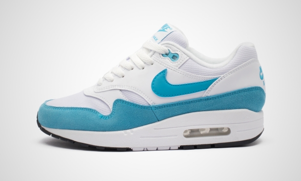 nike-319986-117-woman-wmns-air-max-1-1