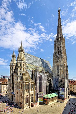 266px-Wien_-Stephansdom(1)