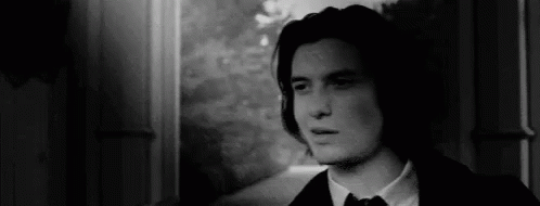 ben-barnes-smoking