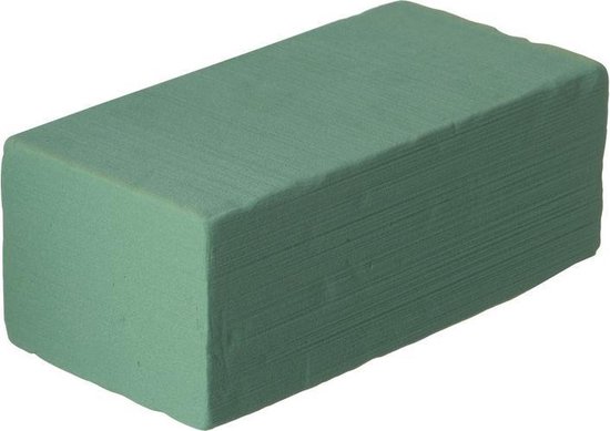 550x389